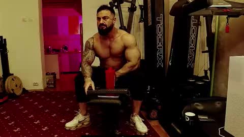 Snapshot of adonis_msc chatting on 10-18-25, 06:41 Adonis online show from 10-18-25, 06:41