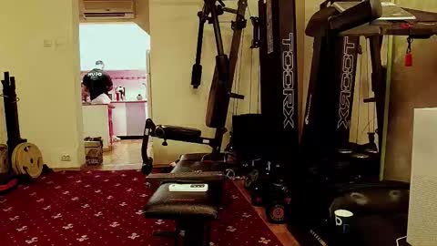 Snapshot of adonis_msc chatting on 10-19-25, 09:04 Adonis online show from 10-19-25, 09:04