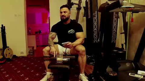 Snapshot of adonis_msc chatting on 10-26-25, 02:06 Adonis online show from 10-26-25, 02:06