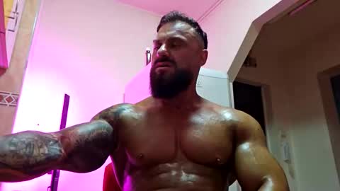 Snapshot of adonis_msc chatting on 04-11-26, 10:03 Adonis online show from 04-11-26, 10:03