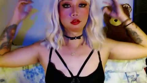 jasmine online show from 04-15-26, 12:45