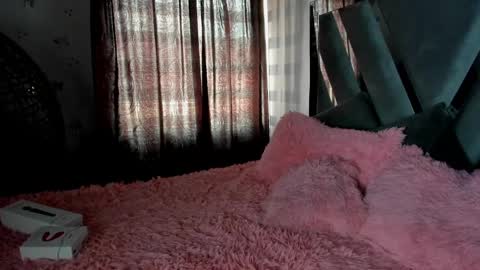 Stormi online show from 12-15-24, 07:31