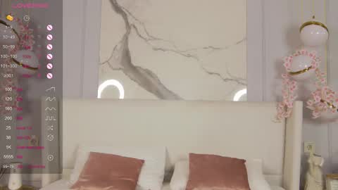 adoracortes online show from 09-23-25, 05:21