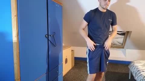 Snapshot of adr_twink chatting on 10-27-25, 12:36 ADR Twink online show from 10-27-25, 12:36