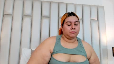 ANDREA PEREZ online show from 02-06-25, 11:54