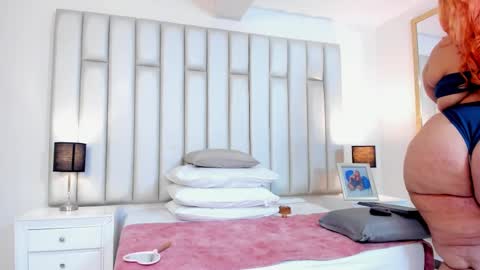 ANDREA PEREZ online show from 02-10-25, 02:48