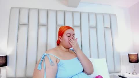 ANDREA PEREZ online show from 02-20-25, 11:53