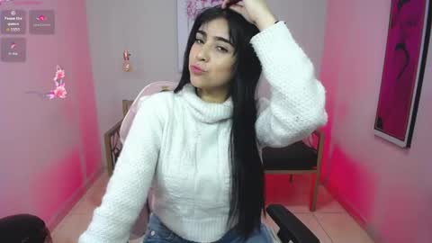 Adri  online show from 05-19-26, 12:11
