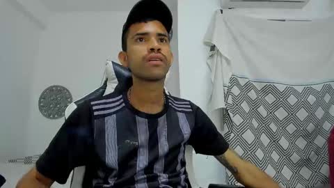 adri_sexboy229 online show from 10-15-25, 02:01