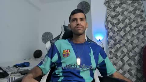 adri_sexboy229 online show from 10-17-25, 07:11