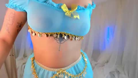 Snapshot of adria_ross chatting on 03-09-25, 12:42 Adriana online show from 03-09-25, 12:42