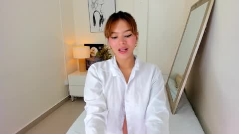 Snapshot of adria_ross chatting on 10-01-25, 01:06 Adriana online show from 10-01-25, 01:06