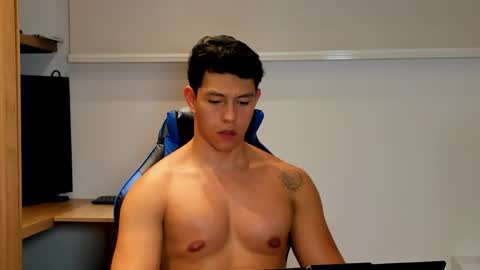 Snapshot of adrian_del_mar chatting on 05-27-26, 01:57 Adrian del Mar online show from 05-27-26, 01:57