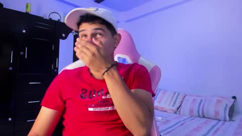 Snapshot of adrian_prime_ chatting on 02-19-26, 07:10 ADRIAN online show from 02-19-26, 07:10