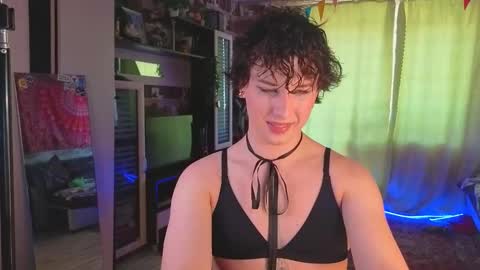 Adri online show from 03-25-26, 07:03