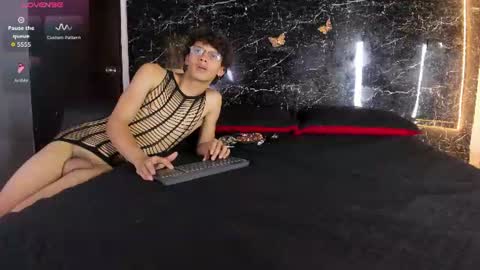 Adrian W  online show from 07-10-26, 08:33