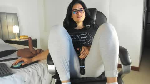 Adriana online show from 04-11-26, 07:45