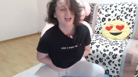 adriana online show from 01-06-25, 01:08