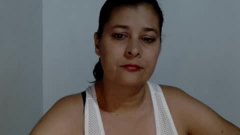 Adriana milf online show from 09-19-25, 04:03