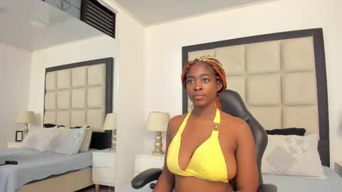 Adriana  online show from 09-10-25, 01:33