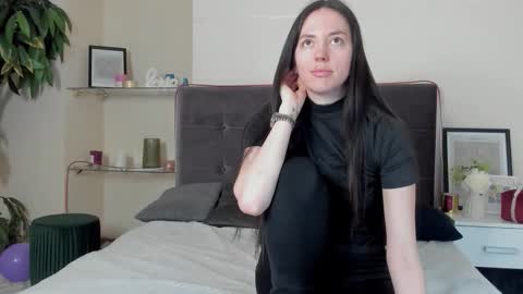 Snapshot of adrianacult chatting on 02-21-26, 01:23 Adriana online show from 02-21-26, 01:23