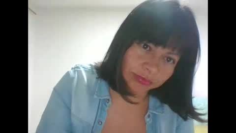 adrianagogo18 online show from 11-18-25, 11:25