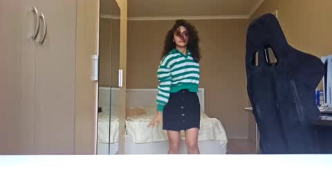 adrianasegrest online show from 12-02-25, 07:47