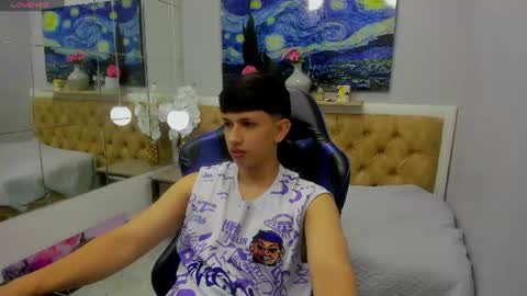 Snapshot of adrianfranko chatting on 07-29-26, 12:47 Adrian Franco online show from 07-29-26, 12:47