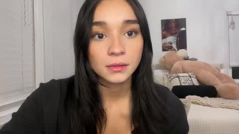 Snapshot of adriannarodriguez chatting on 02-07-25, 03:01 Adrianna  online show from 02-07-25, 03:01