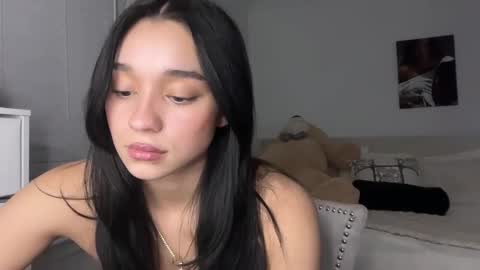 Snapshot of adriannarodriguez chatting on 02-16-25, 06:32 Adrianna  online show from 02-16-25, 06:32