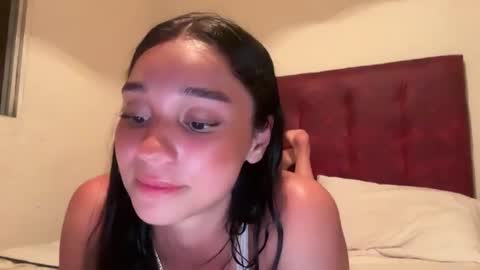 Snapshot of adriannarodriguez chatting on 03-06-25, 12:32 Adrianna  online show from 03-06-25, 12:32