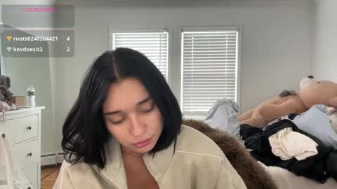 Snapshot of adriannarodriguez chatting on 10-13-25, 04:51 Adrianna  online show from 10-13-25, 04:51