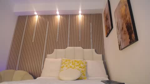 adrianstark_ online show from 05-20-26, 12:33