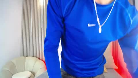 adrianstark_ online show from 05-28-26, 12:46