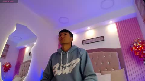 adrianstark_ online show from 06-04-26, 12:44