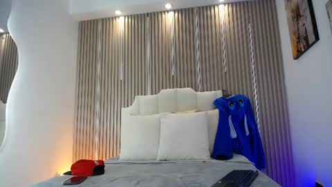adrianstark_ online show from 06-14-26, 01:02