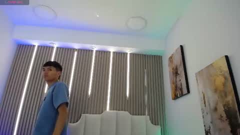 adrianstark_ online show from 06-17-26, 01:01