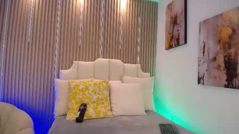 adrianstark_ online show from 06-23-26, 12:47