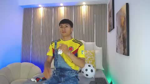 adrianstark_ online show from 06-27-26, 12:44