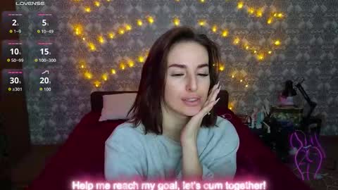 Adriana online show from 12-18-25, 07:36