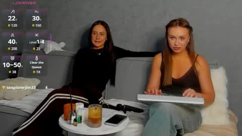 Adele online show from 03-25-26, 07:03