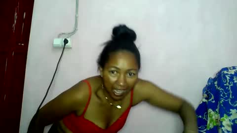 aelyaa online show from 05-05-26, 11:51