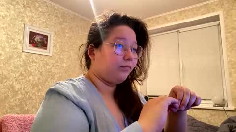 aemilialust online show from 03-16-26, 07:51