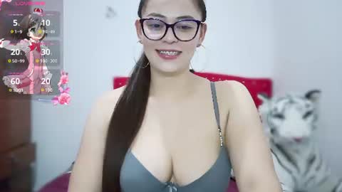 Snapshot of aeseelia chatting on 06-20-26, 01:52 lia online show from 06-20-26, 01:52