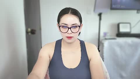 Snapshot of aeseelia chatting on 06-23-26, 03:54 lia online show from 06-23-26, 03:54