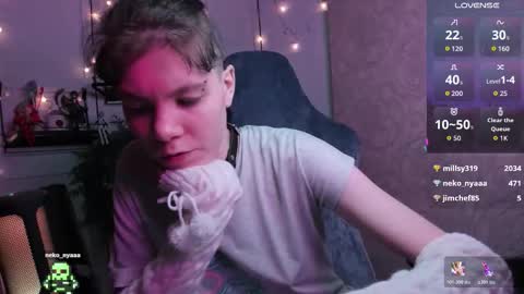 Snapshot of aesthetic_being chatting on 12-13-25, 07:53 Tiana online show from 12-13-25, 07:53