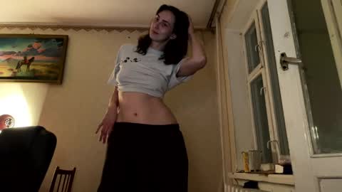Snapshot of aevra chatting on 05-18-26, 06:58 vegans taste better online show from 05-18-26, 06:58