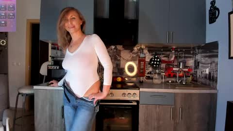 OneAfa online show from 04-11-26, 10:19