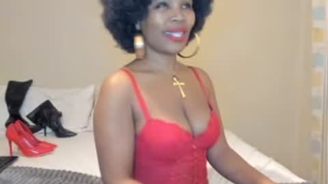 Snapshot of aficangagqueen chatting on 07-11-26, 06:43 AfricanSquirtQueen online show from 07-11-26, 06:43