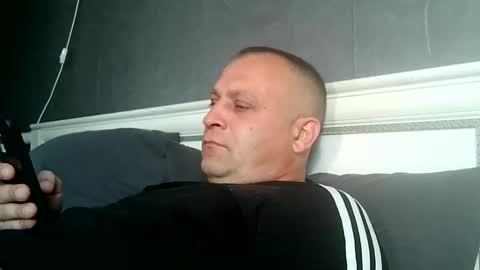 Sasha online show from 09-18-25, 05:42